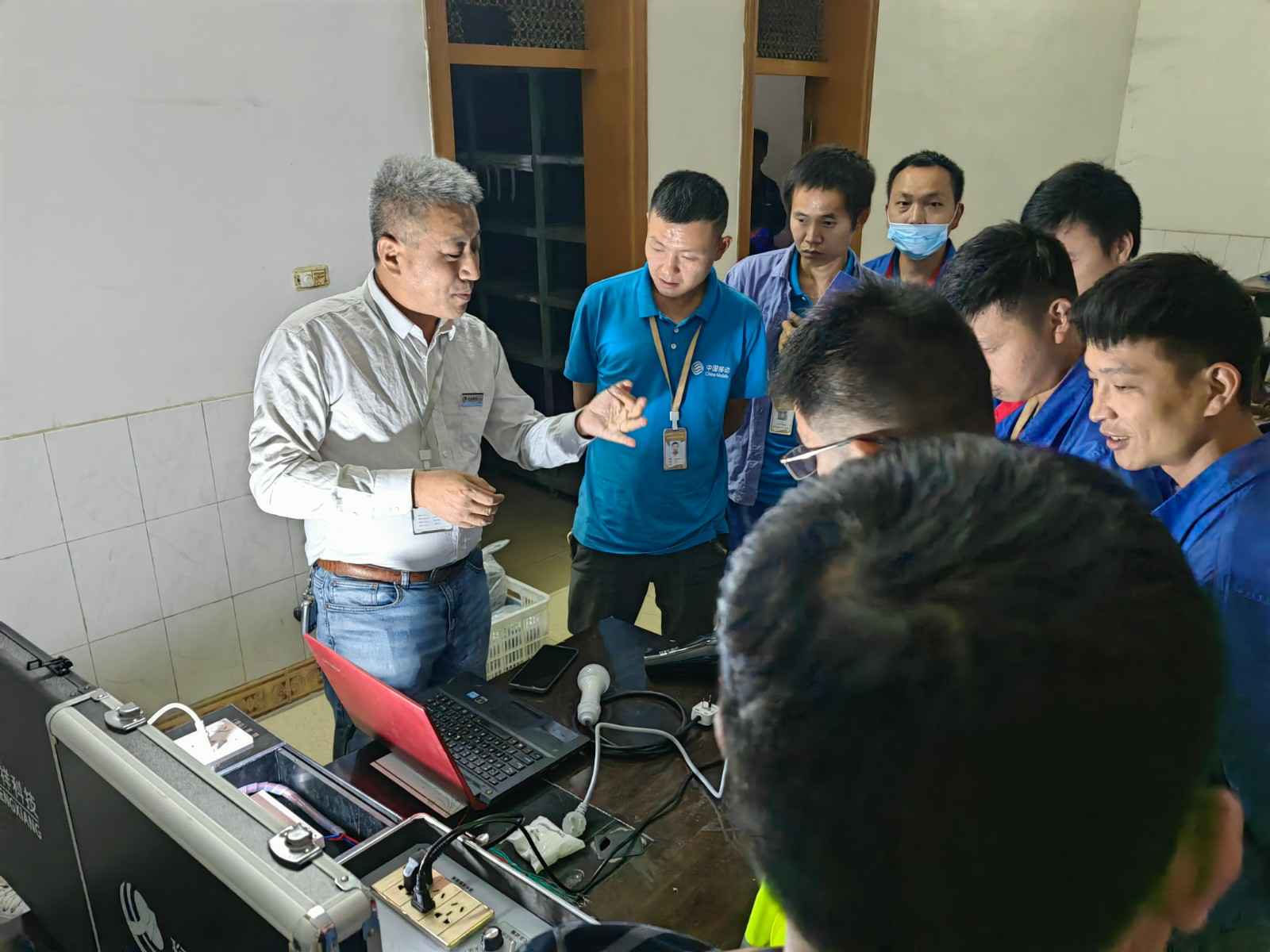 开云手机站官方端网站登录入口_开云(中国)为中移铁通有限公司安全用电培训